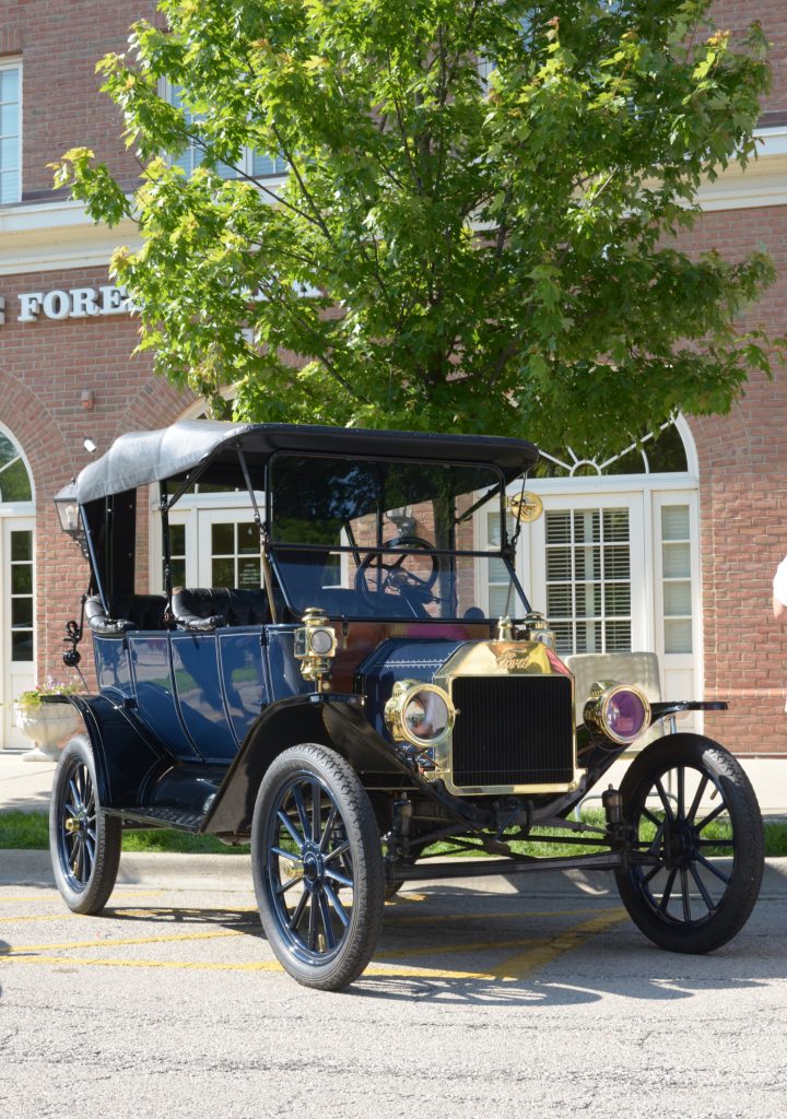 Lake Bluff Auto Show Returns Classic Chicago Magazine